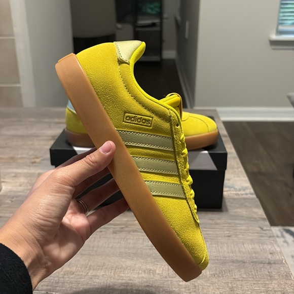 NWT Adidas Women's VL Court 3.0 'Yellow Gold Metallic' Shoes JP5328 - Picture 10 of 10